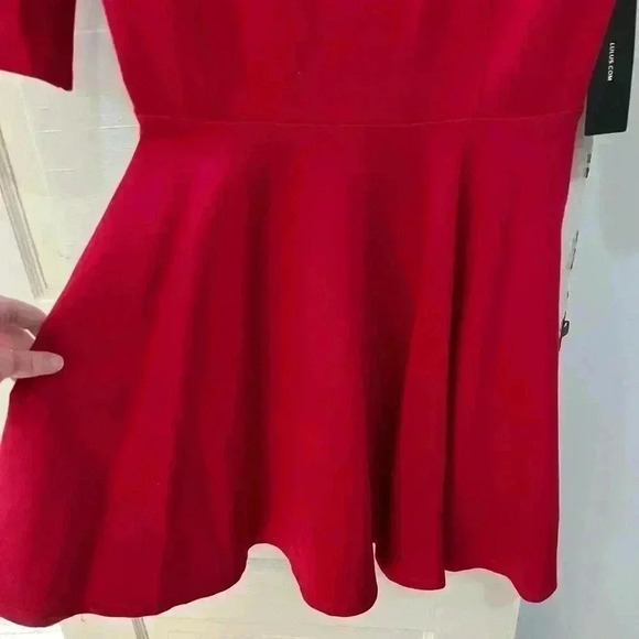 NWT LuLus red scalloped flare dress size extra small‎ - Picture 7 of 12